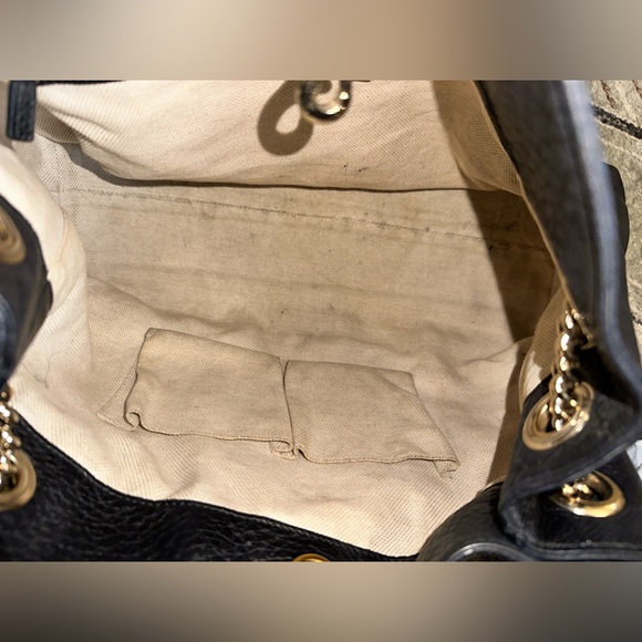Gucci soho chain tote bag in black - Picture 10 of 16